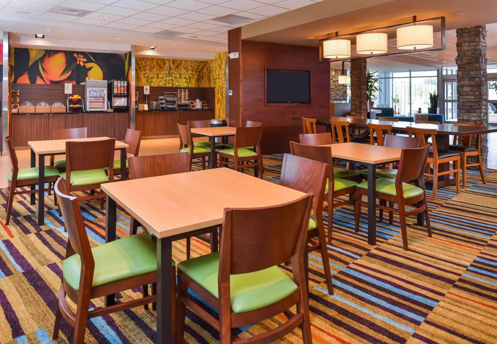 Fairfield Inn & Suites By Marriott St. Joseph Buitenkant foto